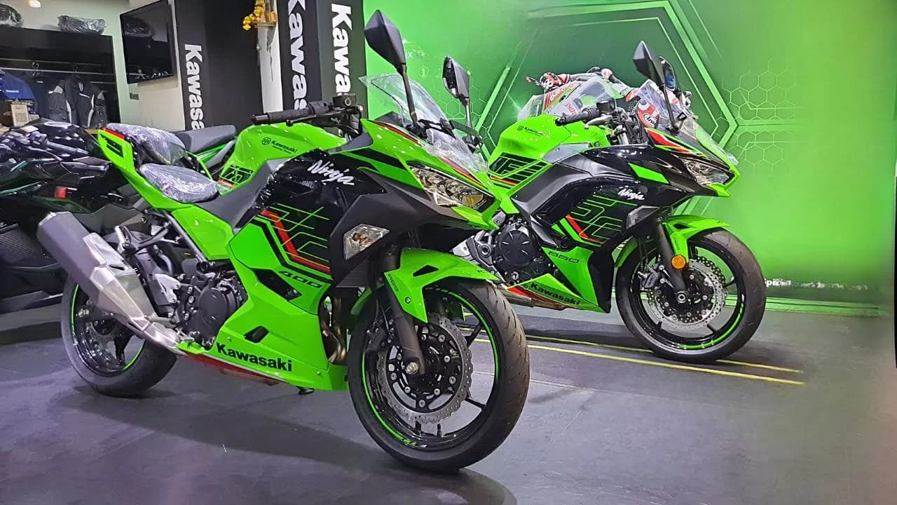 Avail Huge Discounts up to 40K on Kawasaki Ninja 650 and 400: Check Features and Offer